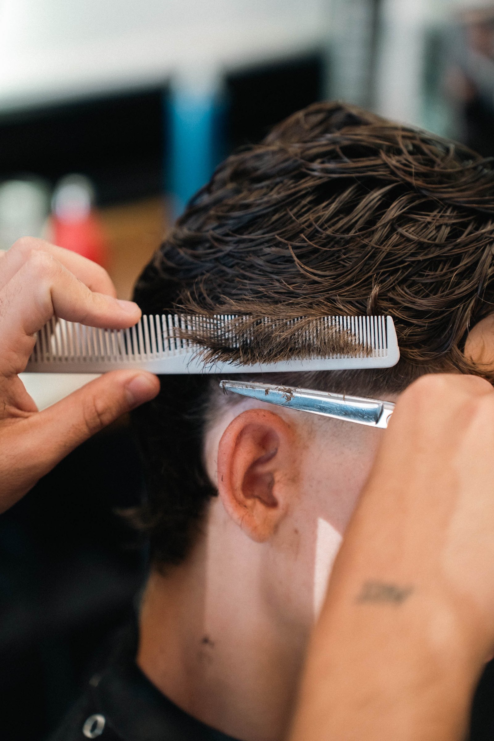 Barbiere al lavoro NO HAT BARBER Ladispoli