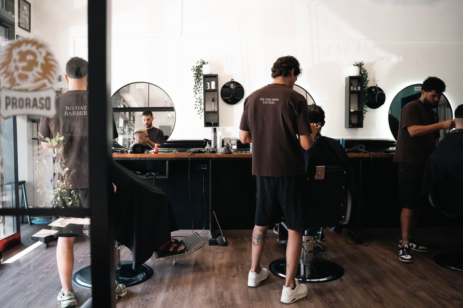 Interno NO HAT BARBER barberia a Ladispoli